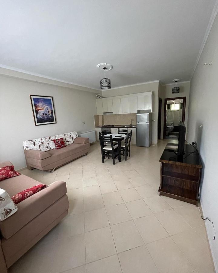 Vila Florika Hotel ボルシュ エクステリア 写真