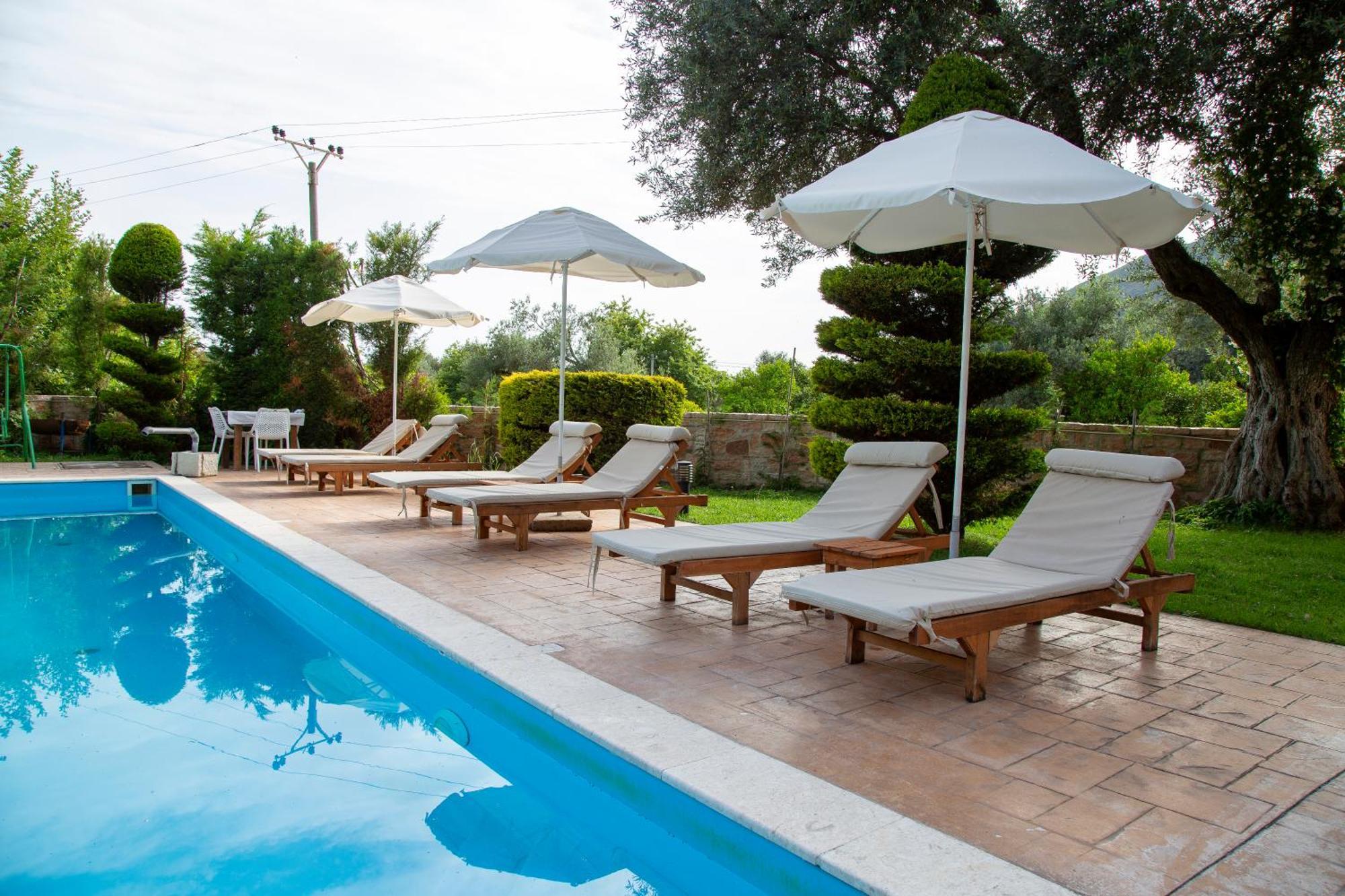 Vila Florika Hotel ボルシュ エクステリア 写真
