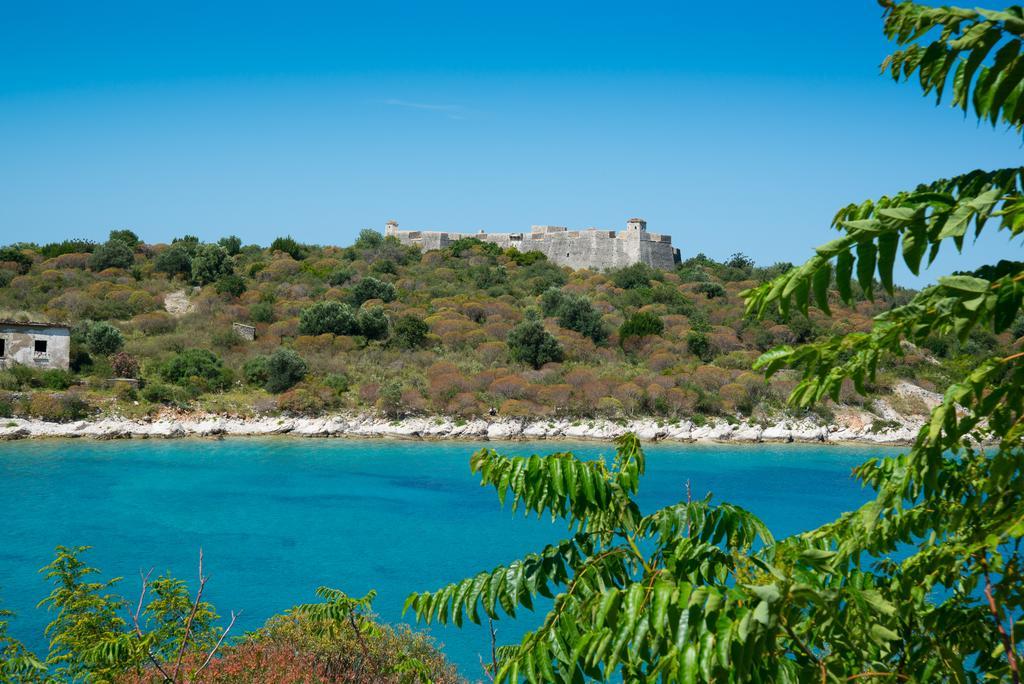 Vila Florika Hotel ボルシュ エクステリア 写真