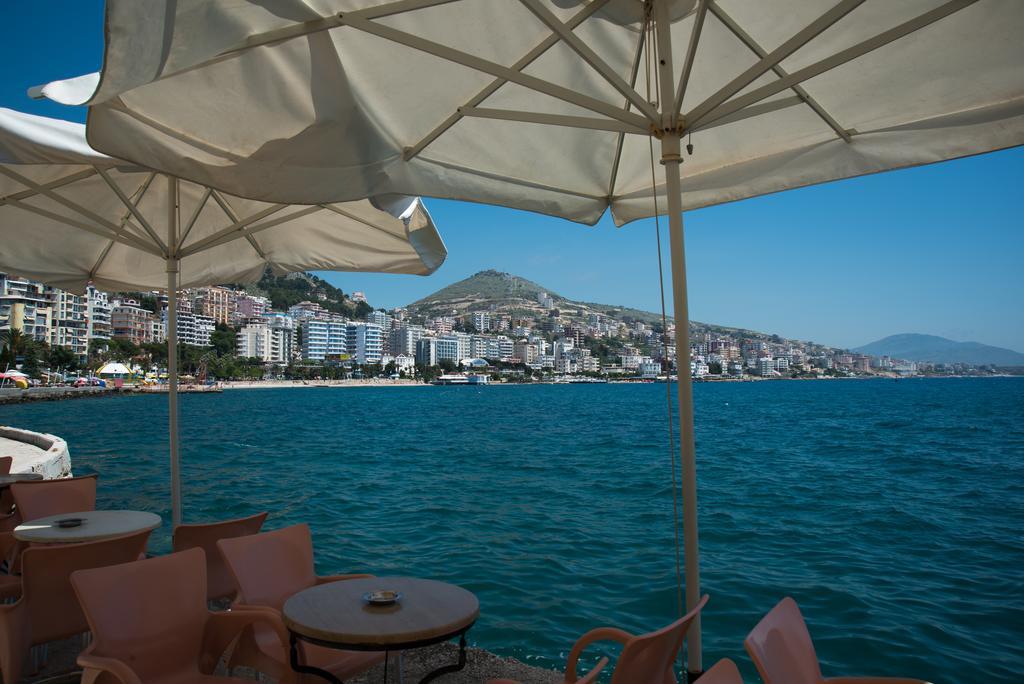 Vila Florika Hotel ボルシュ エクステリア 写真